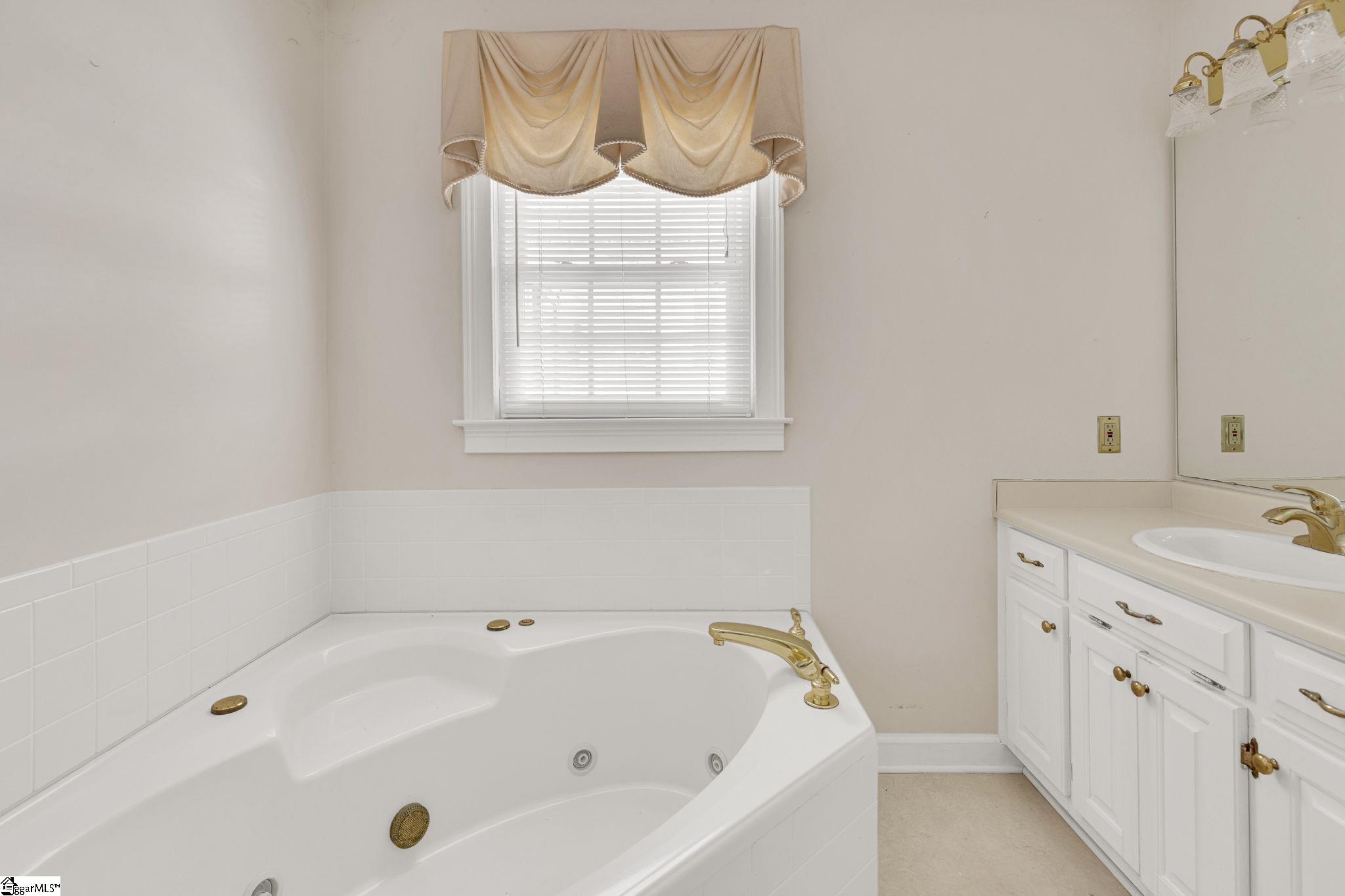 1142 Fox Squirrel Ridge Road Pickens, SC 29671 - Photo 19 of 50 Gallery Image 19