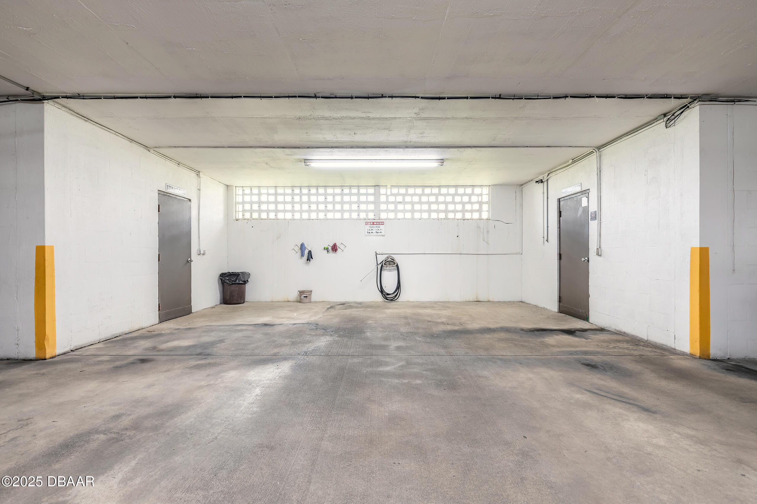 2222 Ocean Shore Boulevard, Unit 402B Ormond Beach, FL 32176 - Photo 30 of 31 a view of a livingroom with a staircase
