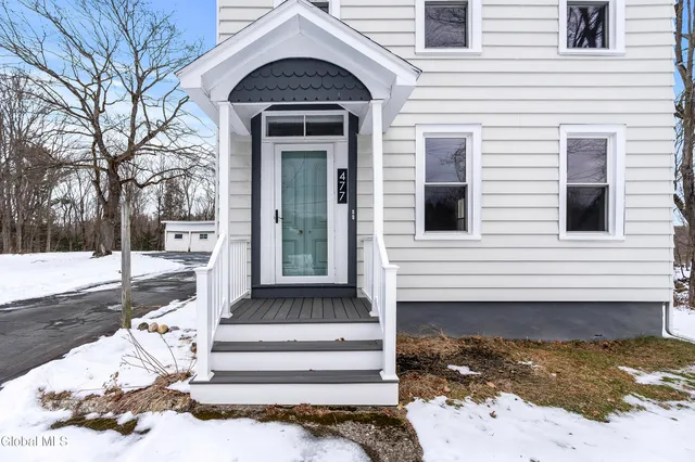 $325,000 | 477 Brunswick Road, Brunswick, NY 12180