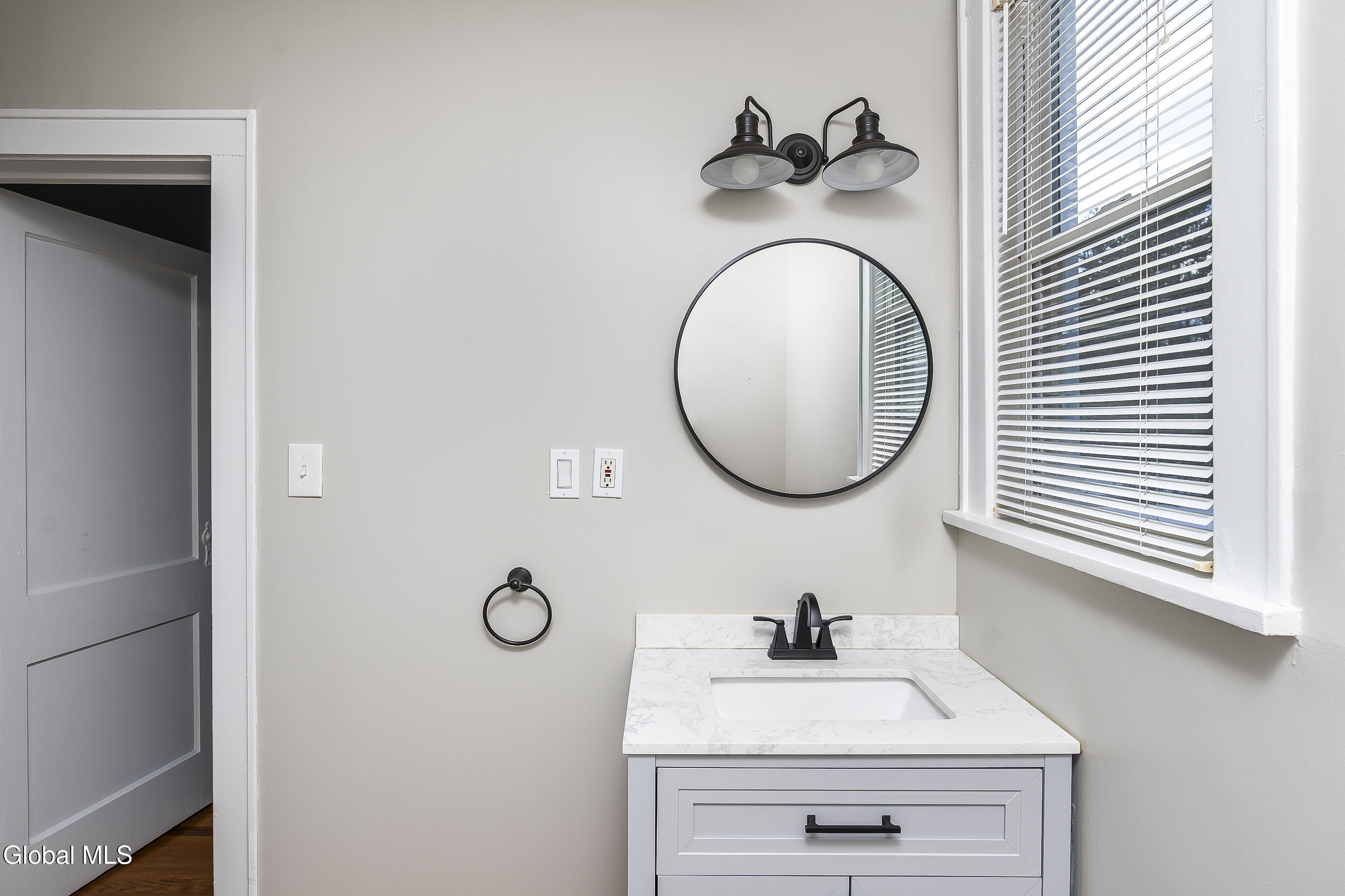 477 Brunswick Road Brunswick, NY 12180 - Photo 21 of 52 021-477-Brunswick-Road-Troy-NY-12180