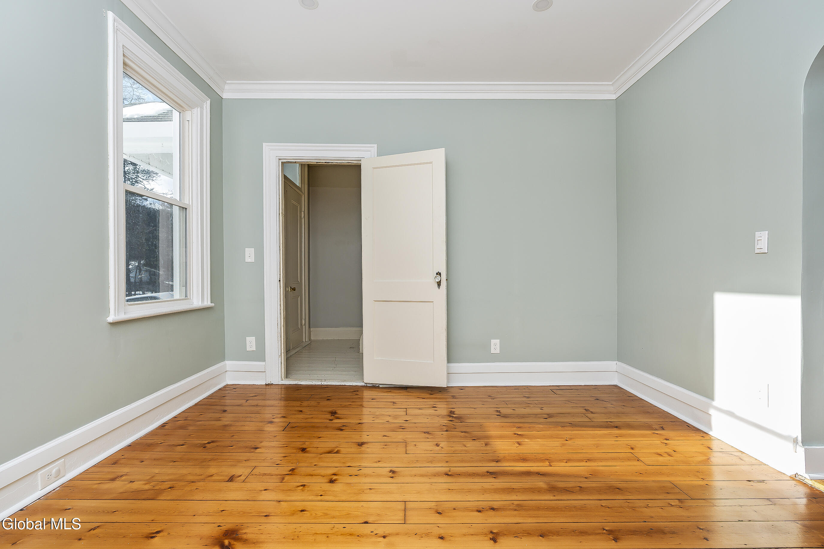 477 Brunswick Road Brunswick, NY 12180 - Photo 6 of 52 030-477-Brunswick-Road-Troy-NY-12180