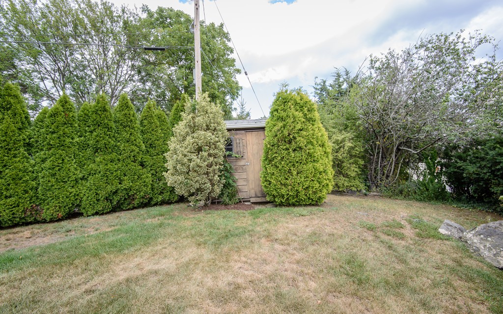23 Belleau Road Salem, MA 01970 - Photo 8 of 30 Gallery Image 8