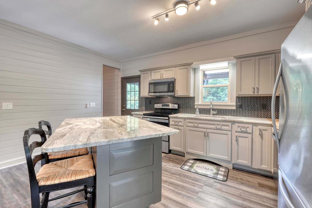 4149 Hardscrabble Road Mineral Bluff, GA 30559 - Photo 11 of 41 Gallery Image 11