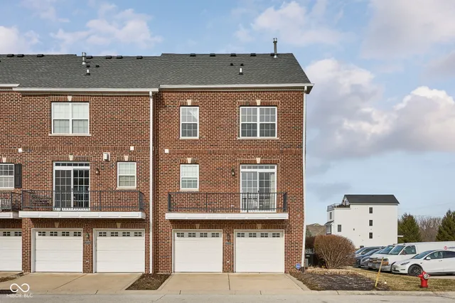 $345,000 | 15374 Mystic Rock Drive, Carmel, IN 46033