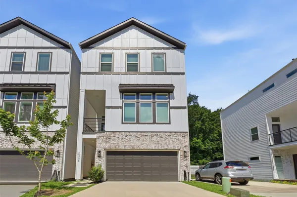 $2,700 | 5305 Donovan Gdns Lane, Houston, TX 77091