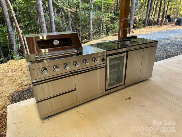 $549,900 | 173 Golden Crk Ridge, Union Mills, NC 28167