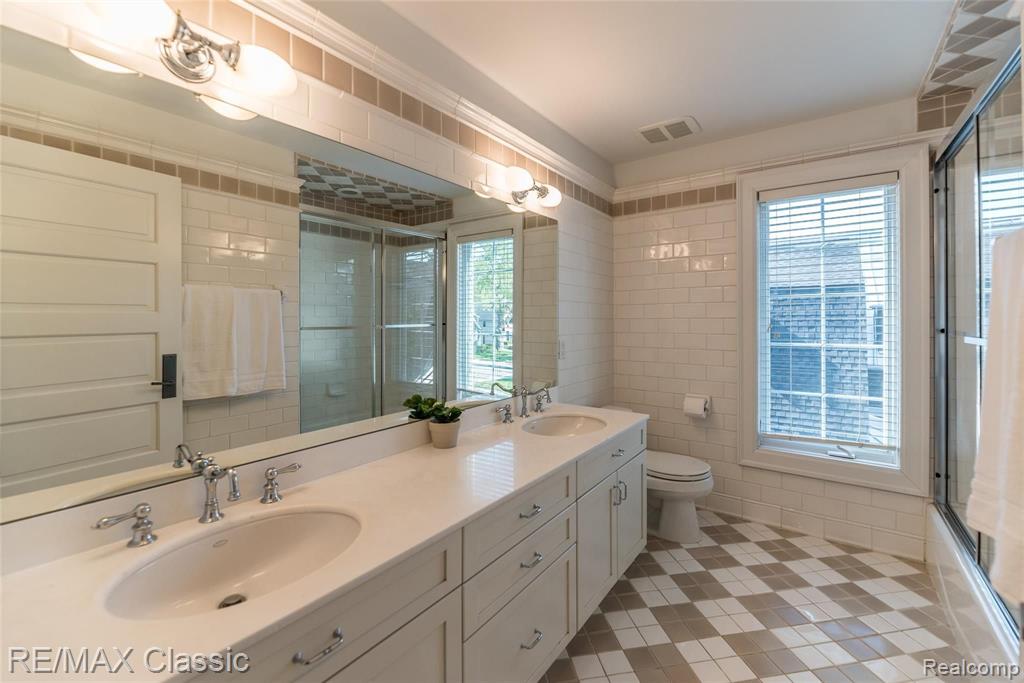 599 Chester Street Birmingham, MI 48009 - Photo 29 of 42