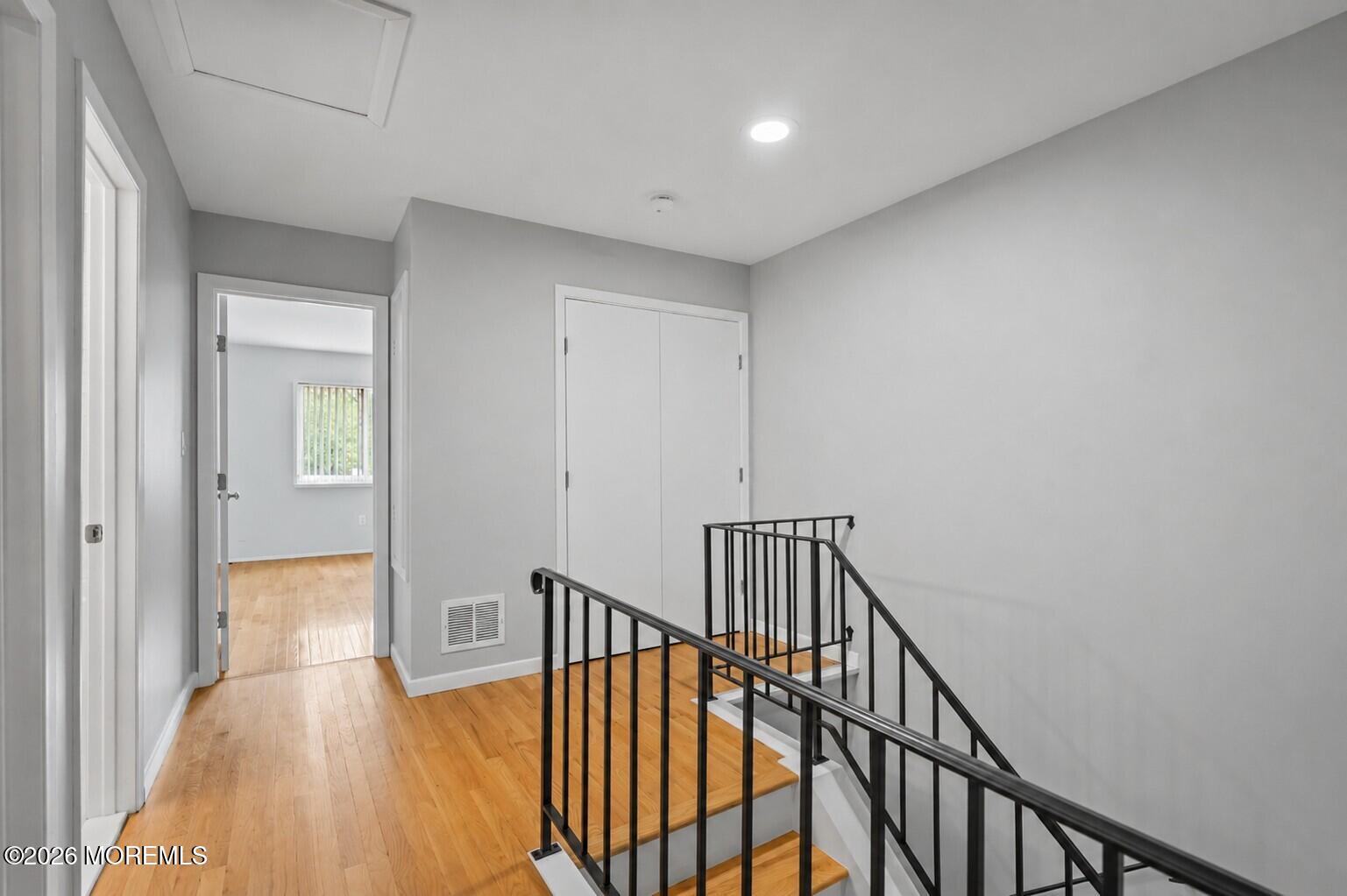 318 Middlewood Road Middletown, NJ 07748 - Photo 15 of 35 318 Middlewood Rd