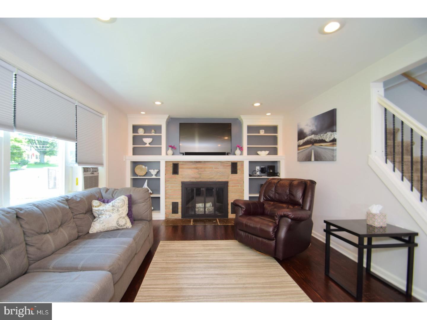 3138 Providence Road Eagleville, PA 19403 - Photo 3 of 19 Living Room