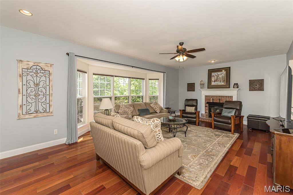 733 Castle Ridge Drive Ballwin, MO 63021 - Photo 20 of 74