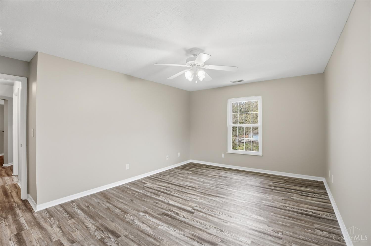 3675 West Galbraith Road, Unit 16 Cincinnati, OH 45247 - Photo 22 of 50