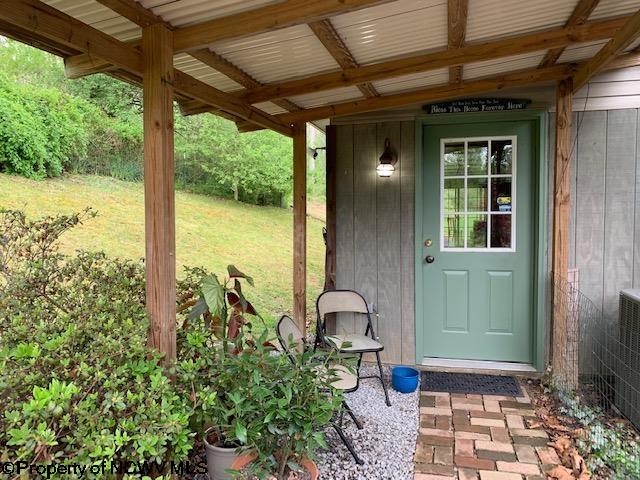 154 Everson Road Fairmont, WV 26554 - Photo 2 of 28 Gallery Image 2