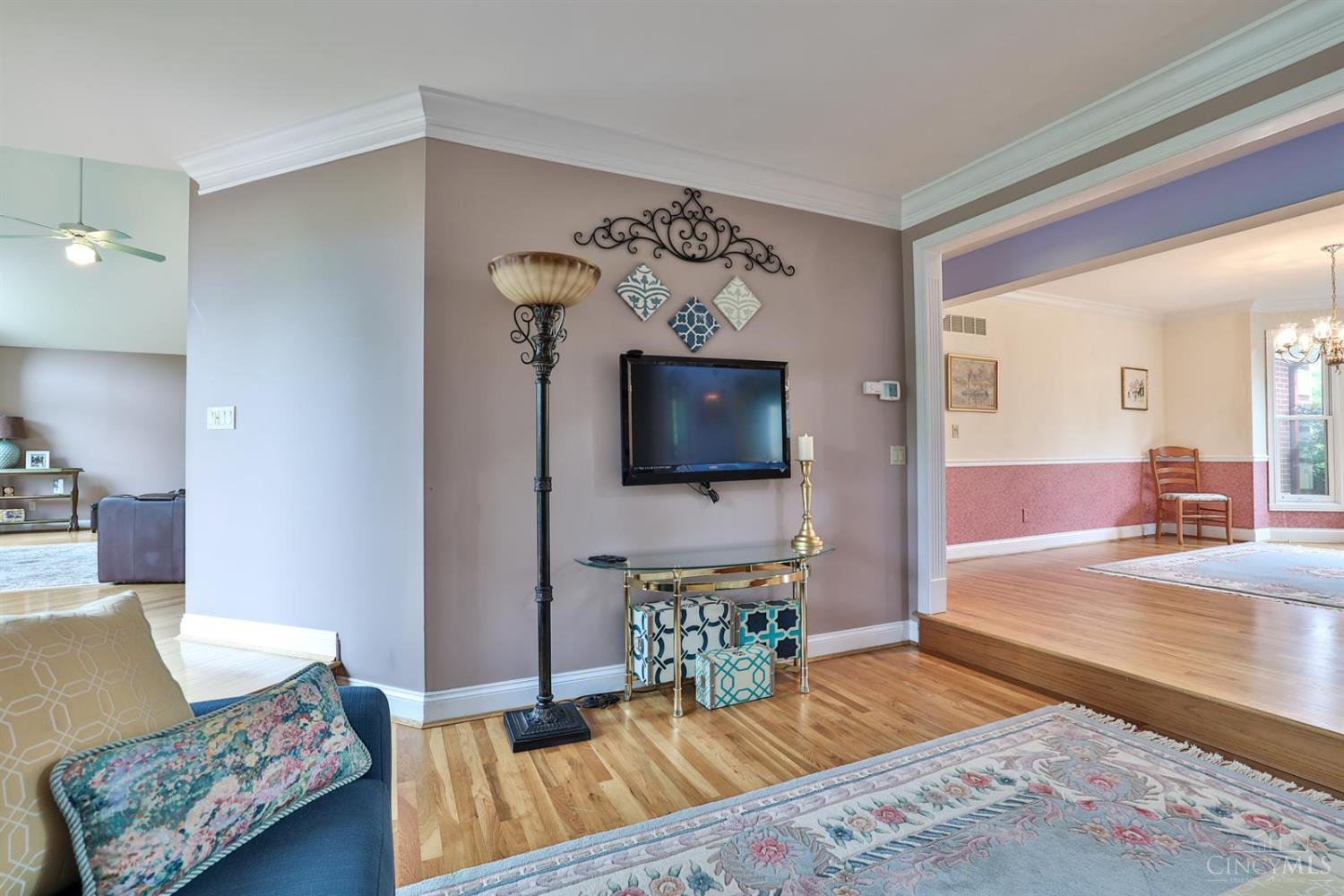 8373 Chesney Lane Cincinnati, OH 45249 - Photo 8 of 68 Gallery Image 8