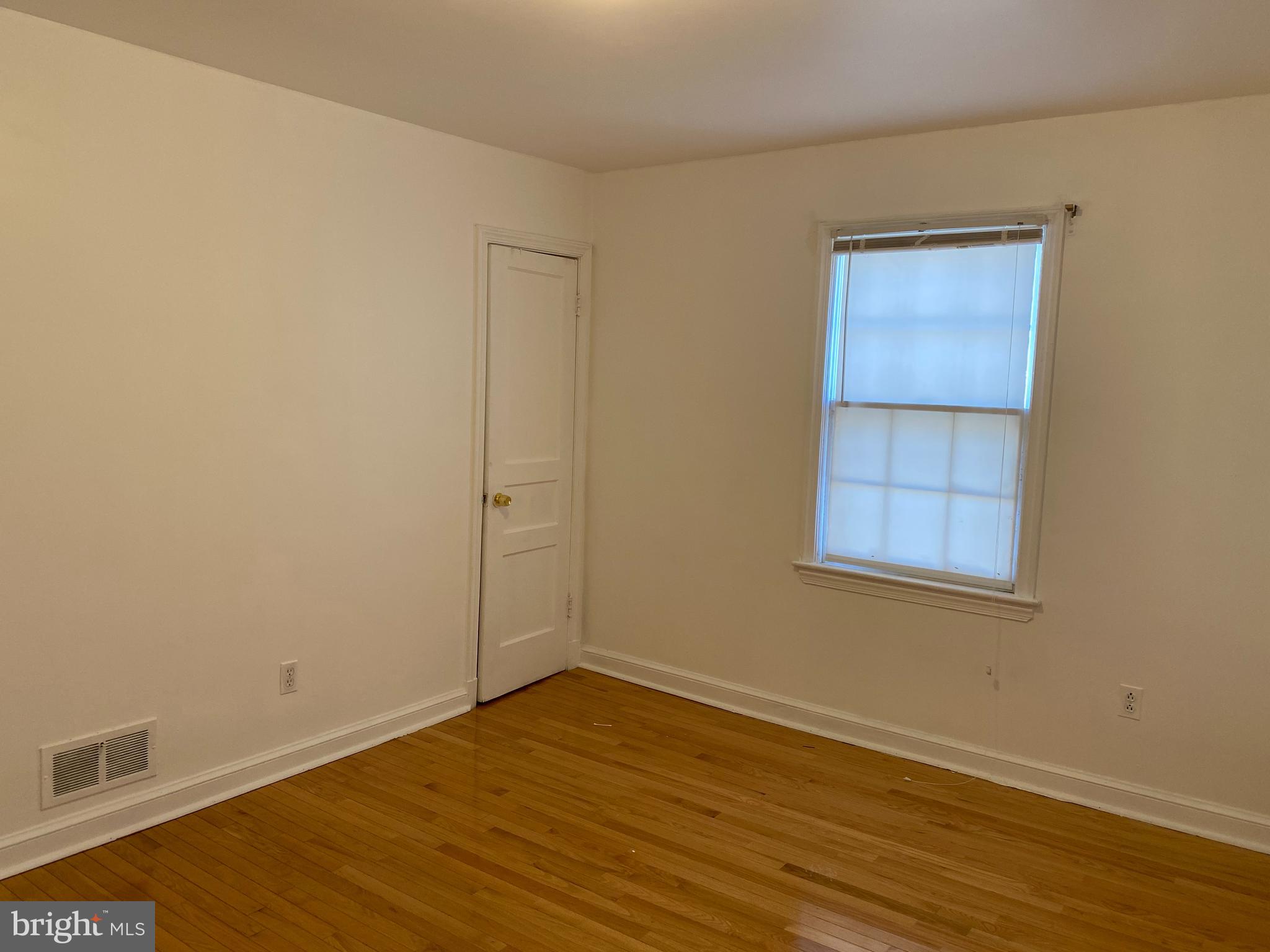 2604 Elnora Street Silver Spring, MD 20902 - Photo 13 of 30 Primary Bedroom