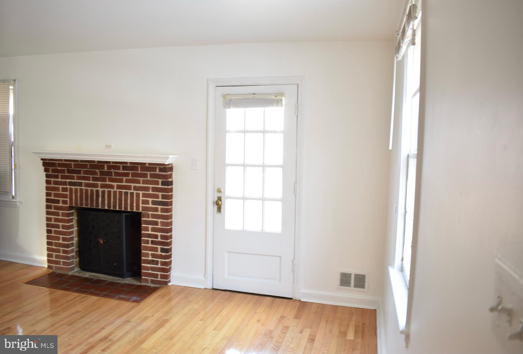 2604 Elnora Street Silver Spring, MD 20902 - Photo 5 of 30 Family Room