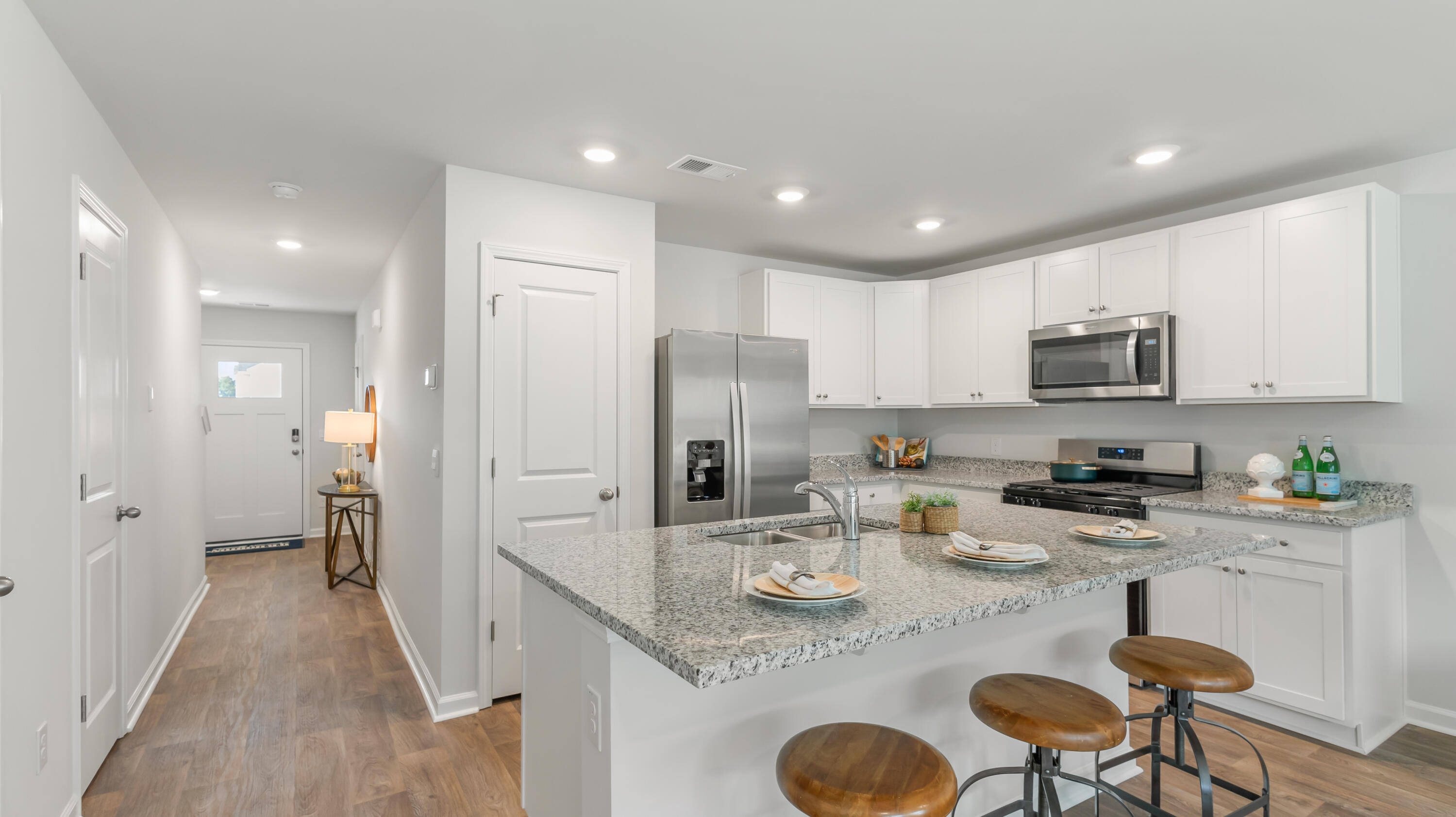 138 Yarrow Way Moncks Corner, SC 29461 - Photo 6 of 23 Davis_6