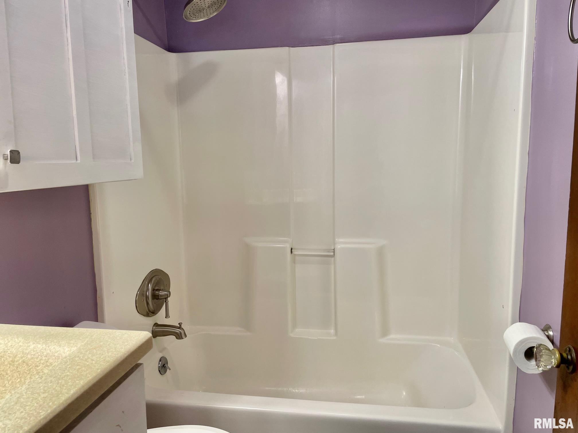 2019 Lee Street Springfield, IL 62703 - Photo 15 of 40