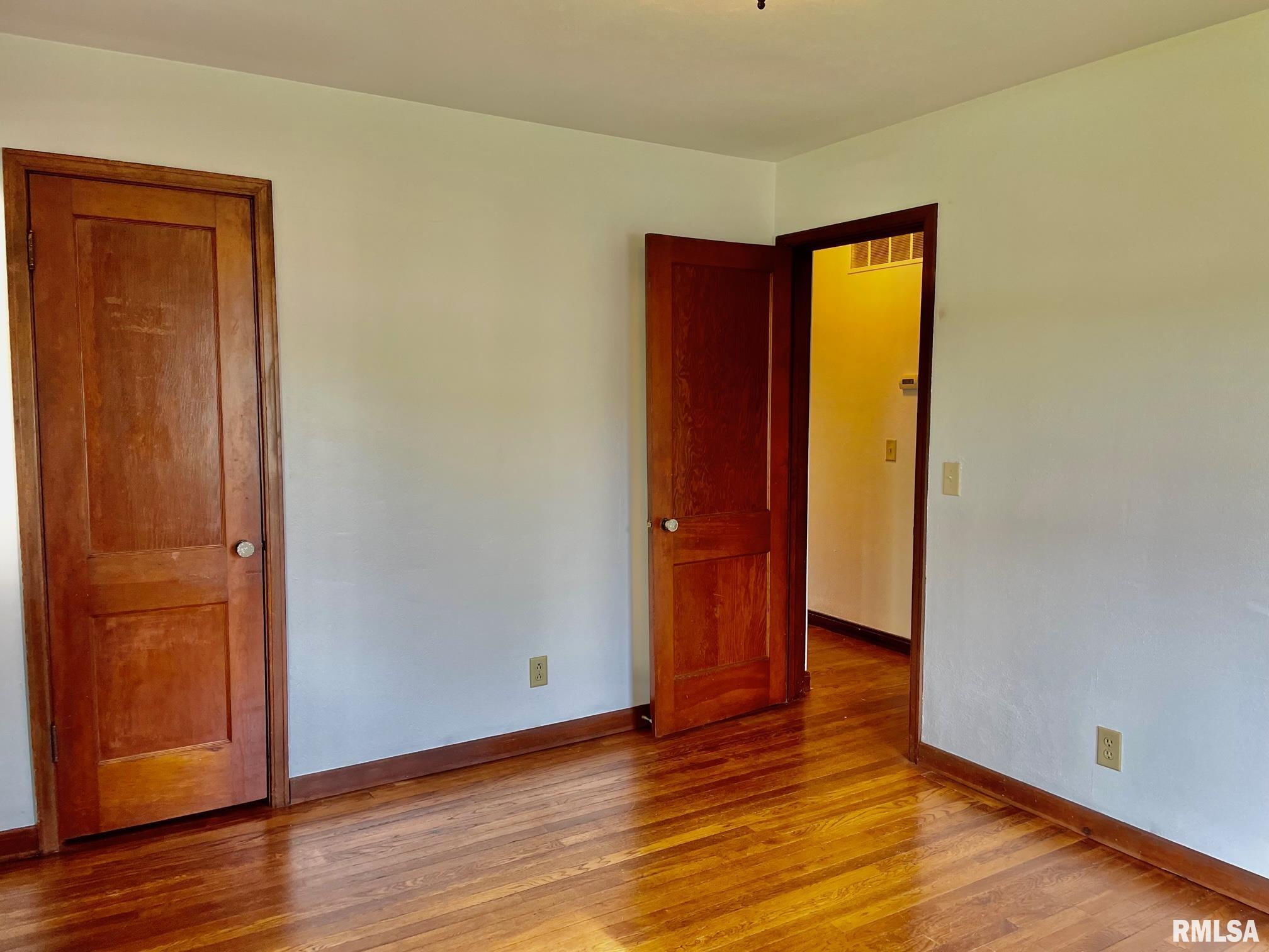 2019 Lee Street Springfield, IL 62703 - Photo 22 of 40