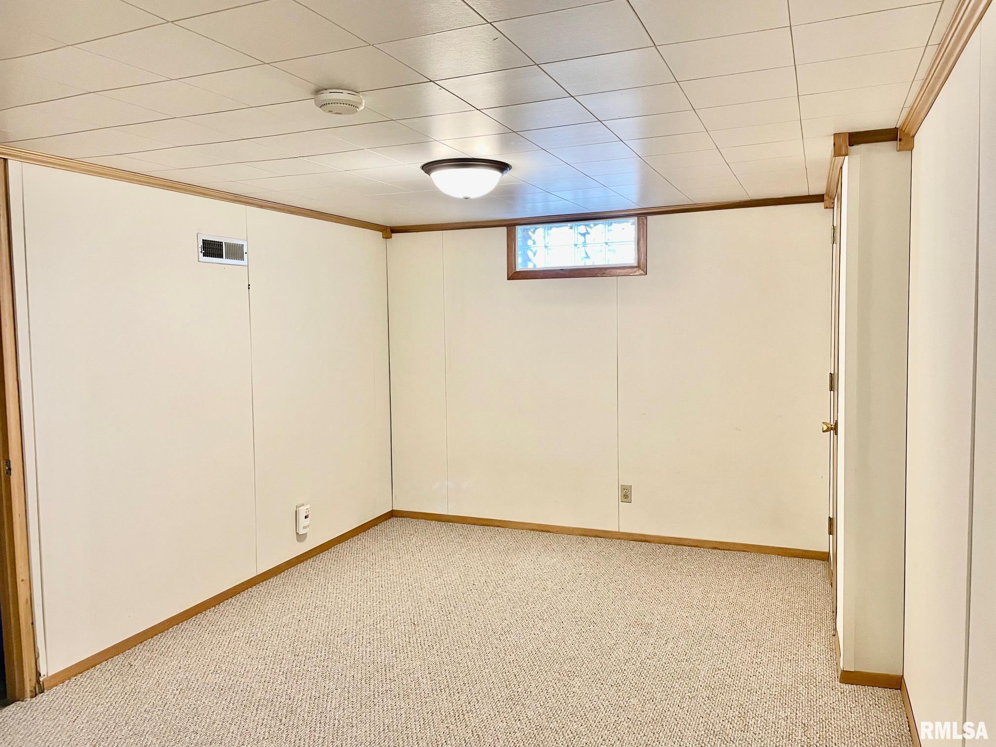 2019 Lee Street Springfield, IL 62703 - Photo 32 of 40