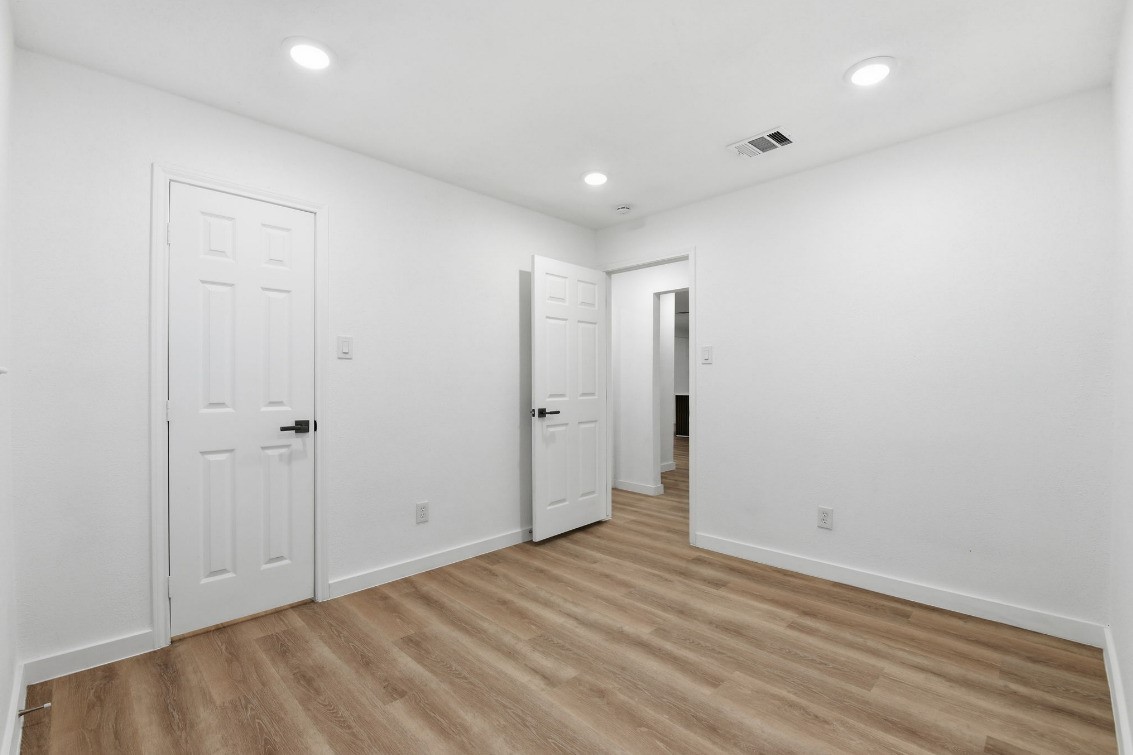 6718 Deer Ridge Lane Houston, TX 77086 - Photo 16 of 23