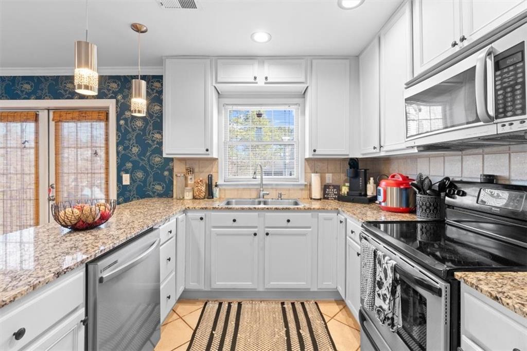 1101 Collier Road Northwest, Unit T5 Atlanta, GA 30318 - Photo 14 of 32 Gallery Image 14