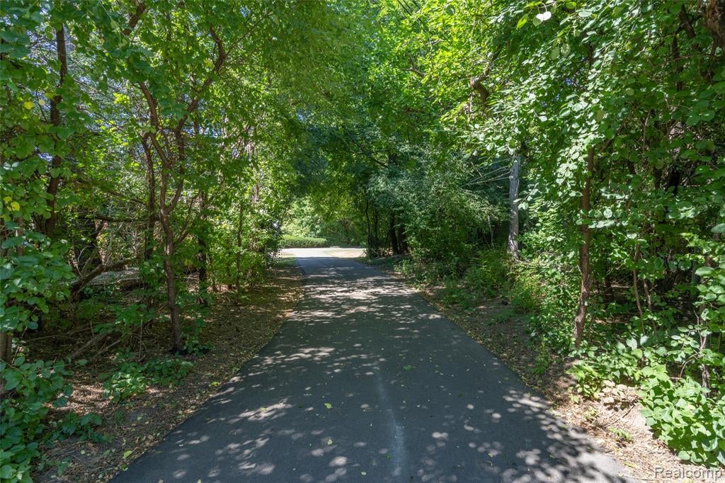 60 Devon Road Bloomfield Hills, MI 48302 - Photo 50 of 50 Gallery Image 50