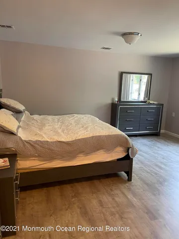 $4,200 | 179 Delaware Avenue, Oakhurst, NJ 07755