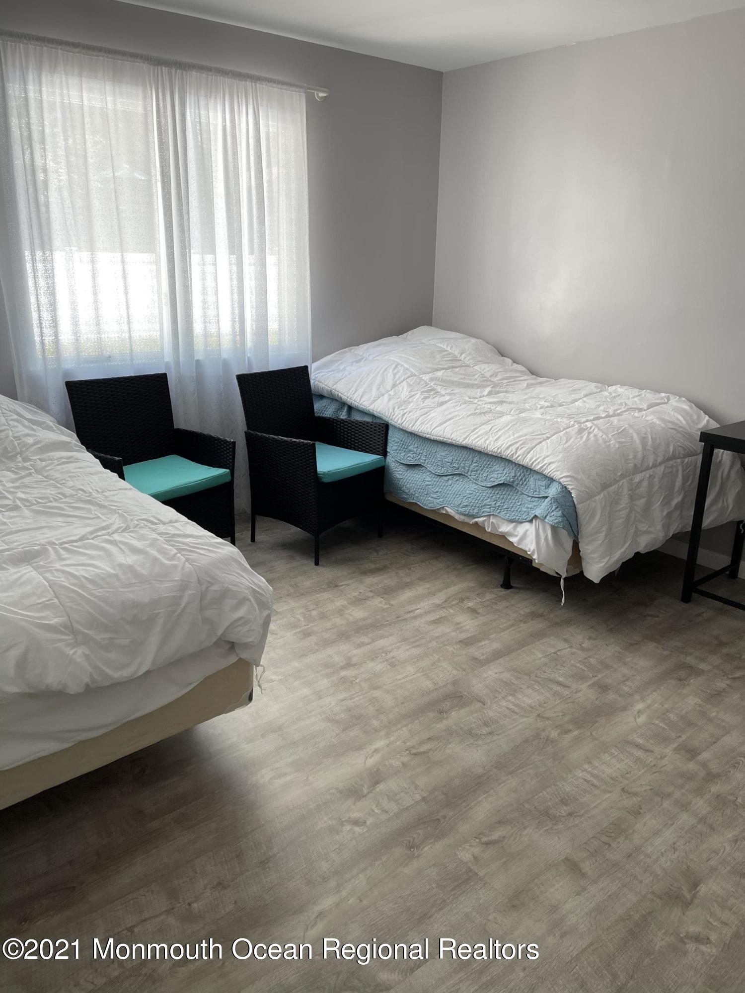 179 Delaware Avenue Oakhurst, NJ 07755 - Photo 8 of 17 09A90829-83DA-49AB-82B5-6DEB8AB3F9CD