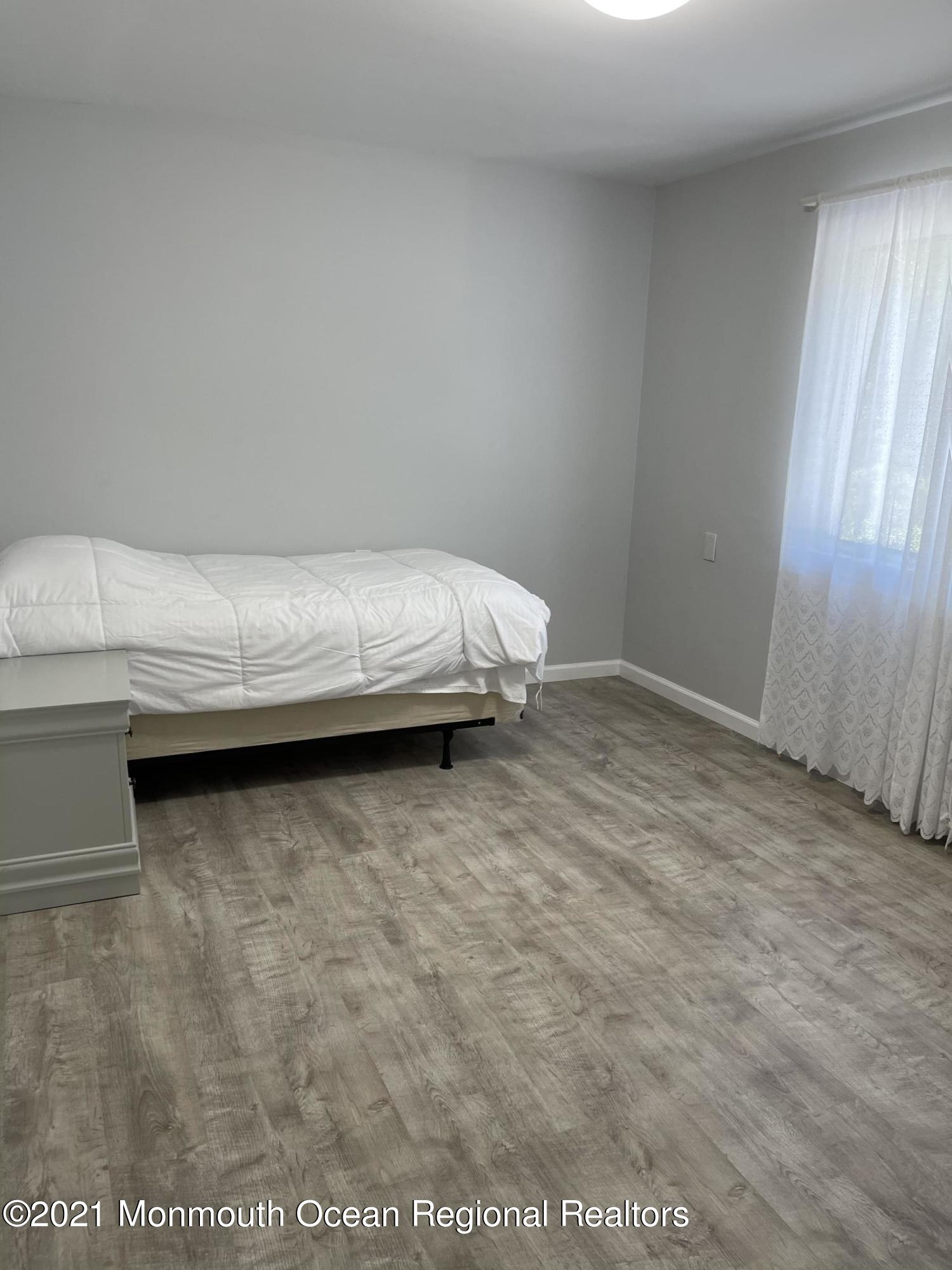 179 Delaware Avenue Oakhurst, NJ 07755 - Photo 9 of 17 EA47F271-F019-4F38-85B6-69341B47844D