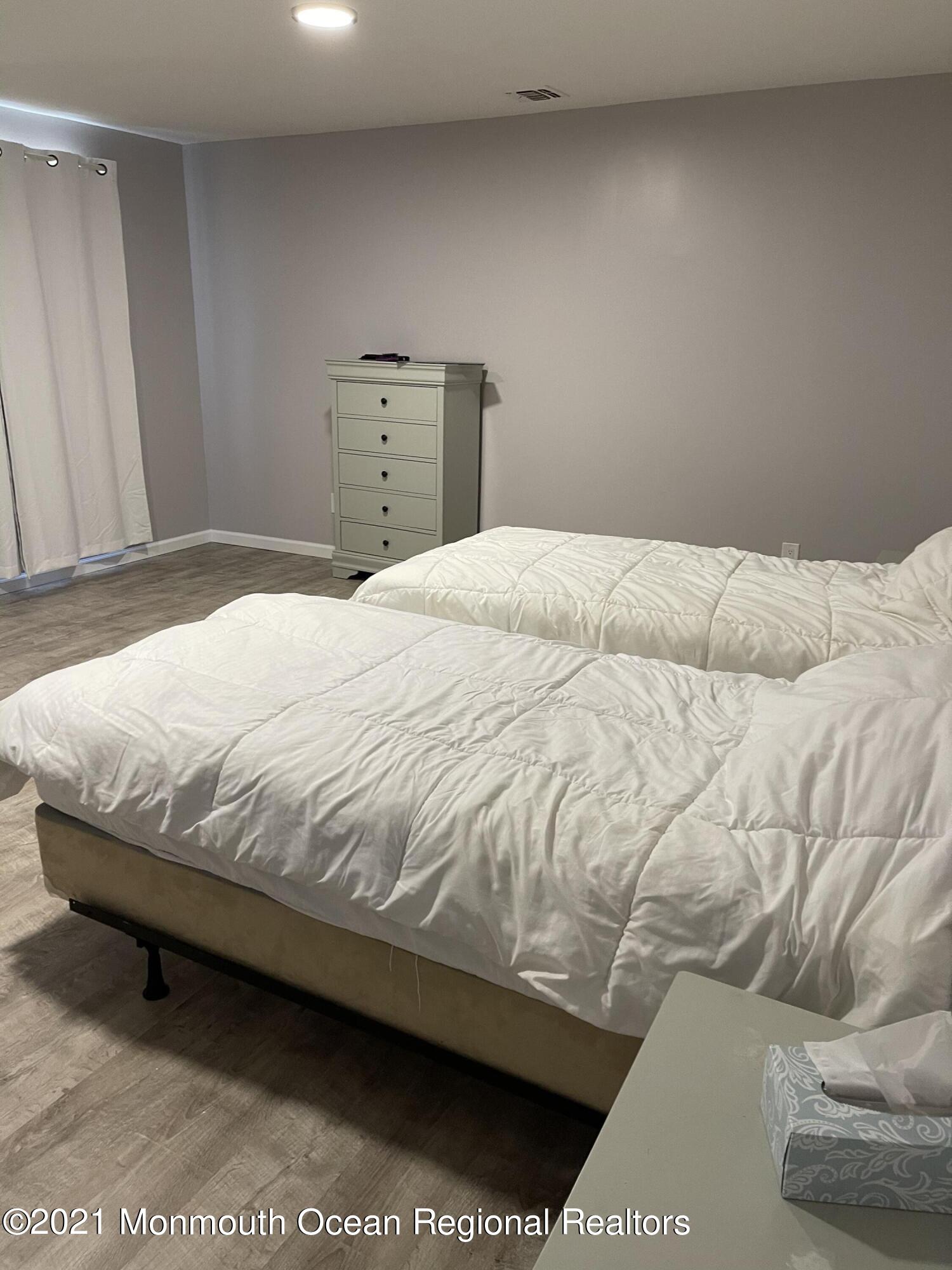 179 Delaware Avenue Oakhurst, NJ 07755 - Photo 10 of 17 8586ED60-AEC8-4D0F-B2A1-F26D38D42282