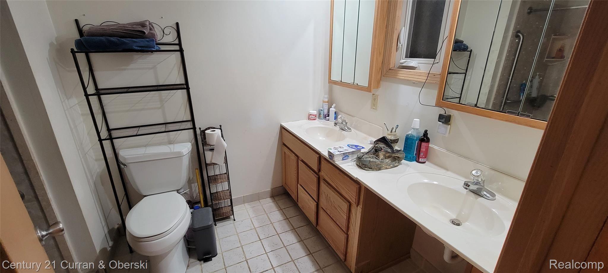 4664 Sycamore Road Newport, MI 48166 - Photo 19 of 20 20210210_203835.jpg