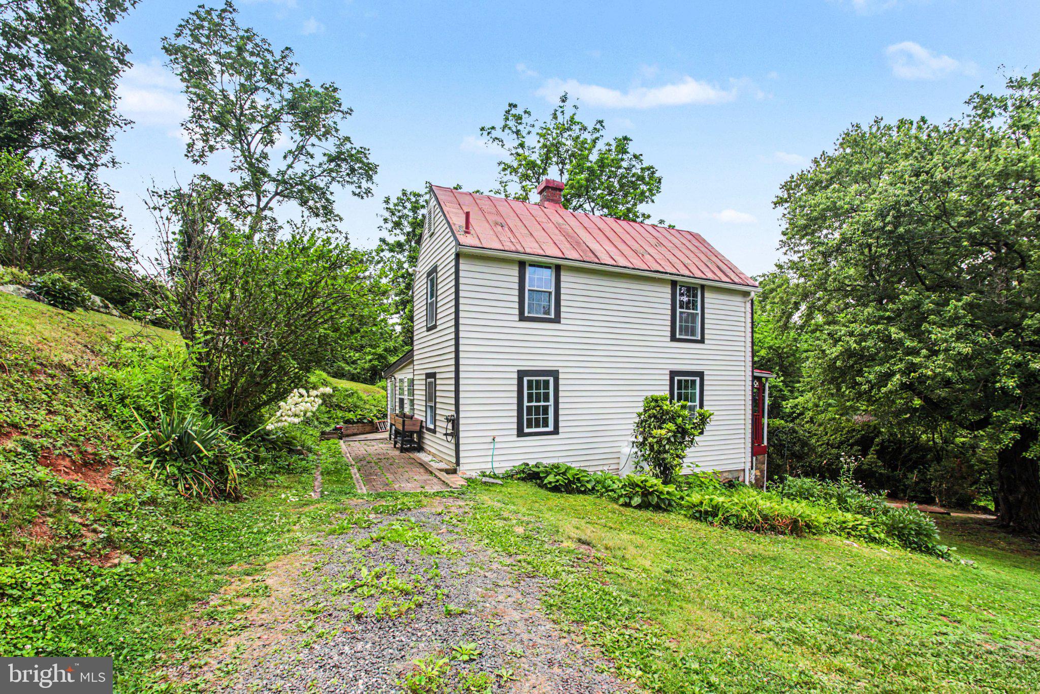 6287 Old Zion Road Warrenton, VA 20187 - Photo 2 of 69 Charming home with lush greenery.