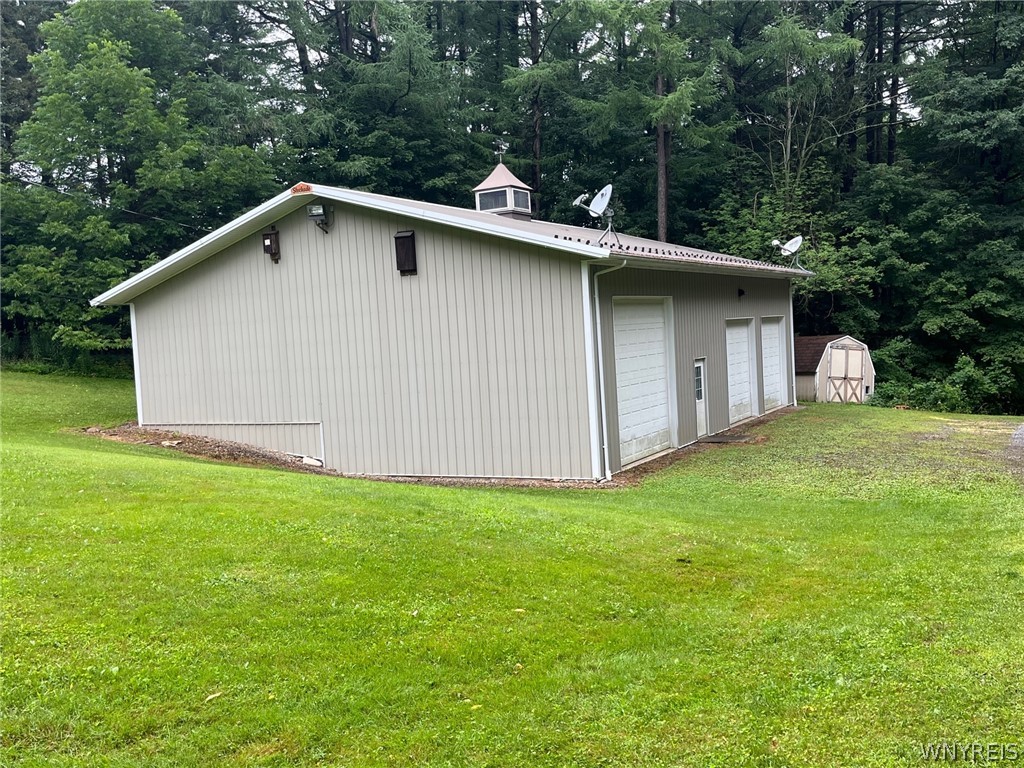 2714 Wethersfield Road Wethersfield, NY 14113 - Photo 3 of 4 43 x 56 ft. Pole Barn