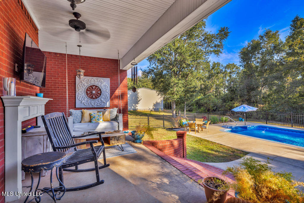5402 Huckleberry Lane Moss Point, MS 39562 - Photo 49 of 63 5402HuckleberryLn-52