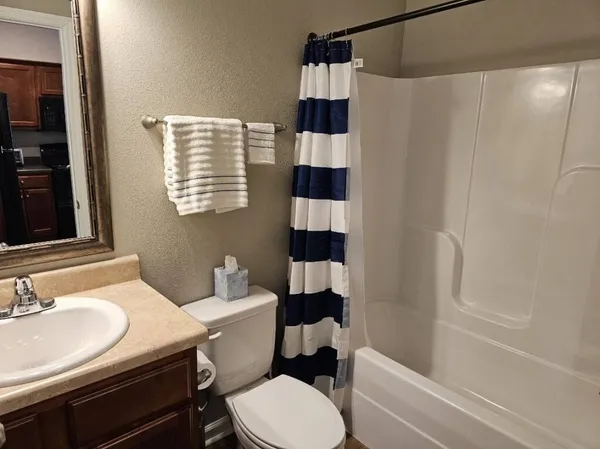 $1,700 | 2245 Del Carmel Way, Tallahassee, FL 32303