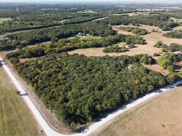 $97,400 | 220 Gainesville Tx 76240, Gainesville, TX 76240