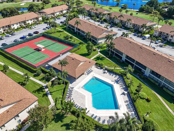 $2,650 | 2727 Anzio Court, Unit 307, Palm Beach Gardens, FL 33410