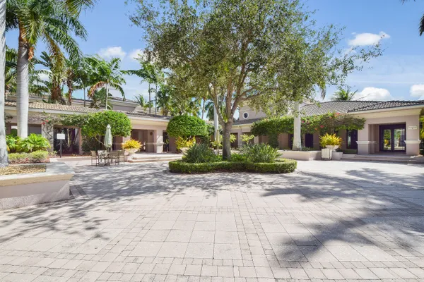 $2,650 | 2727 Anzio Court, Unit 307, Palm Beach Gardens, FL 33410