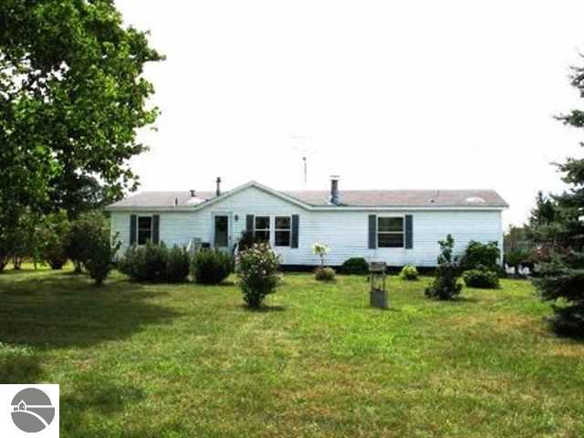 20217 13 Mile Road Copemish, MI 49625 - Photo 1 of 17 1800948.JPG