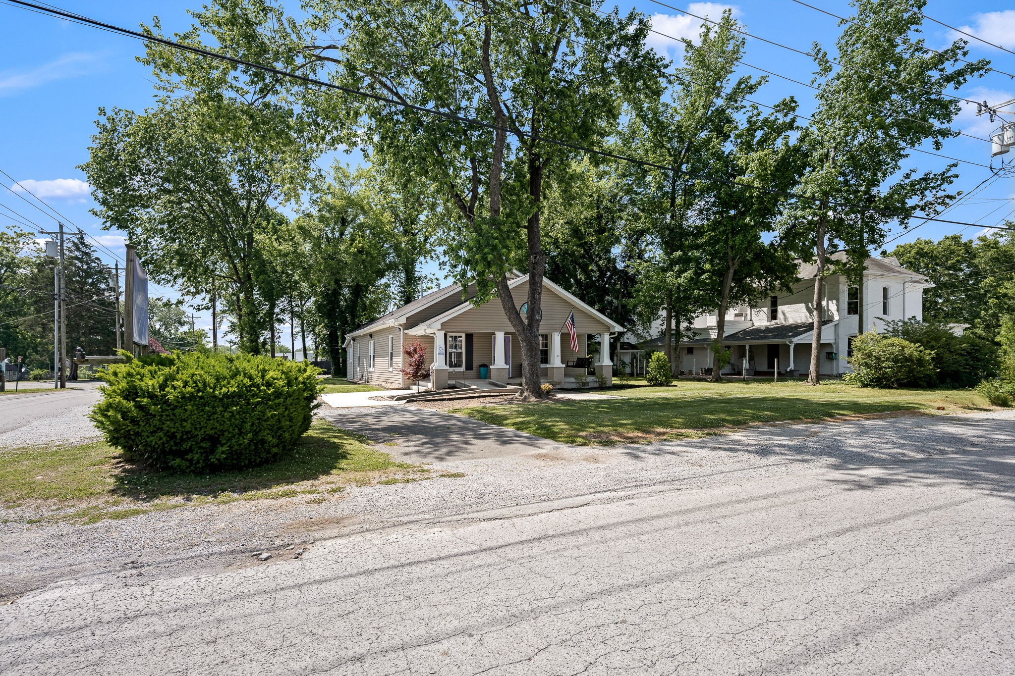 105 West Decherd Street Tullahoma, TN 37388 - Photo 36 of 56