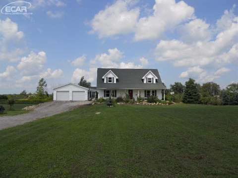 12881 East Burt Road Birch Run, MI 48415 - Photo 24 of 36 20446019-23.JPG