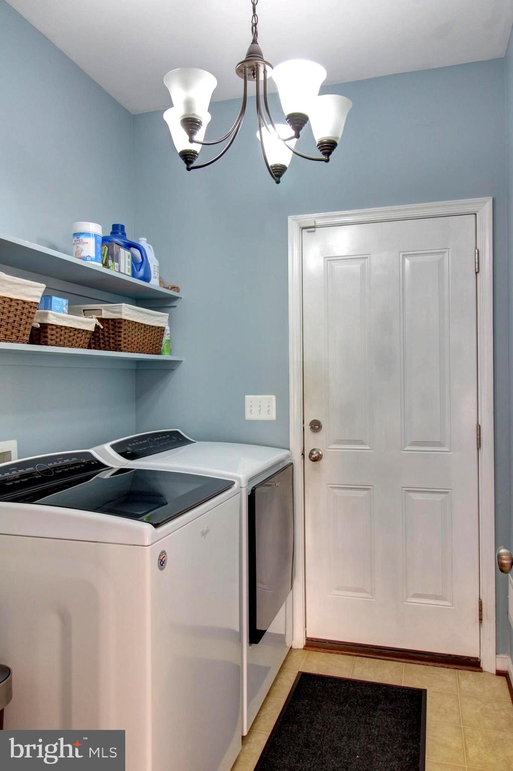 916 Augustine Drive Culpeper, VA 22701 - Photo 14 of 69 Convenient main floor laundry room