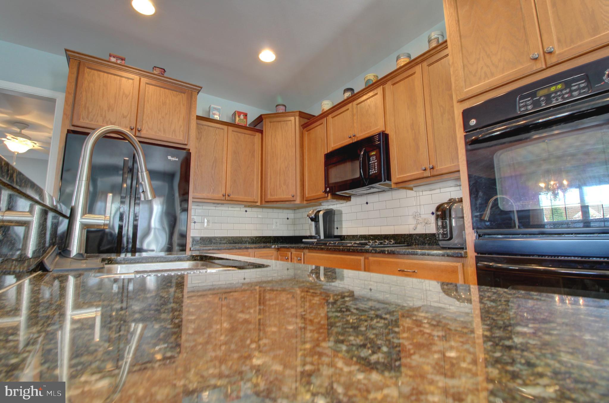 916 Augustine Drive Culpeper, VA 22701 - Photo 7 of 69 Gorgeous granite countertops