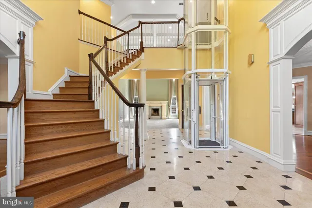 a view of entryway with a front door