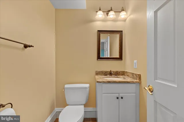 $1,820,000 | 8813 Oak Leaf Drive, Alexandria, VA 22309