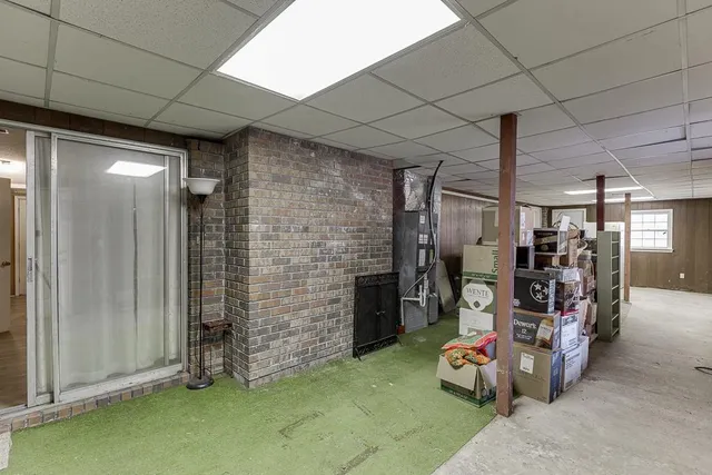 a front view of house with yard