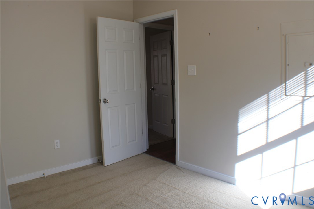 2929 South Ridge Drive Midlothian, VA 23112 - Photo 22 of 37 a view of an empty room with a window