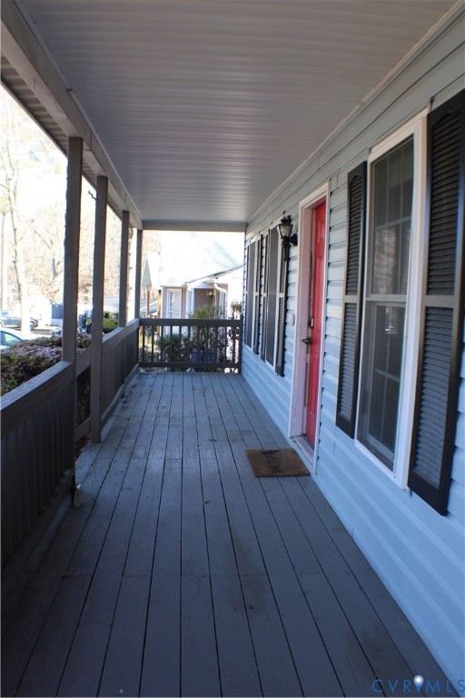 2929 South Ridge Drive Midlothian, VA 23112 - Photo 4 of 37 a view of outdoor space with wooden floor and seating