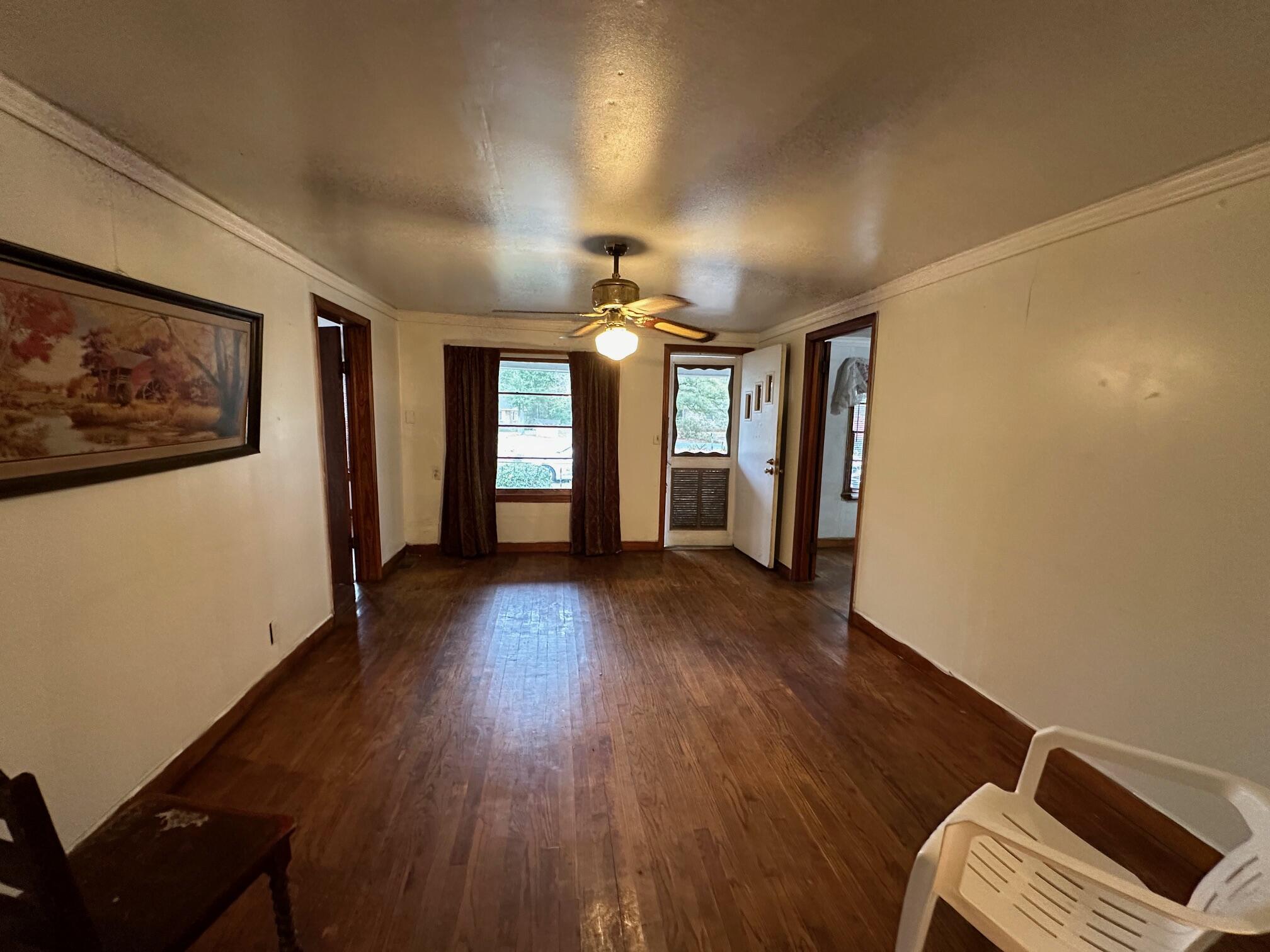 424 Sandhill Road Dorchester, SC 29437 - Photo 5 of 27 Front Entry & Living Room