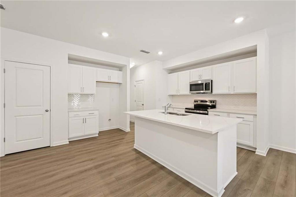 5333 Frontier Court Flowery Branch, GA 30542 - Photo 8 of 33